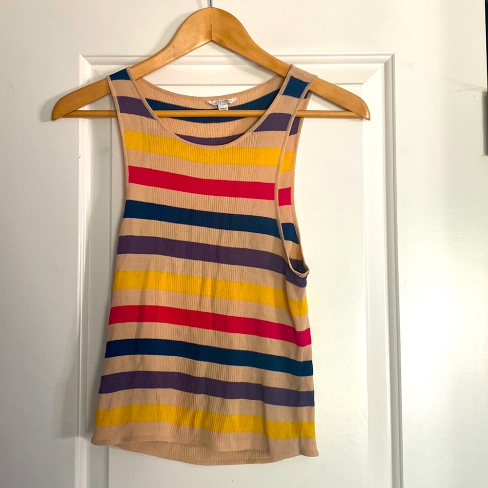 This vintage guess shirt is full of color.